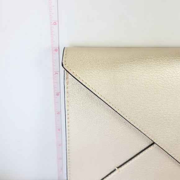 Kimberly Model Soho Convertible Gold - Picture 7 of 9